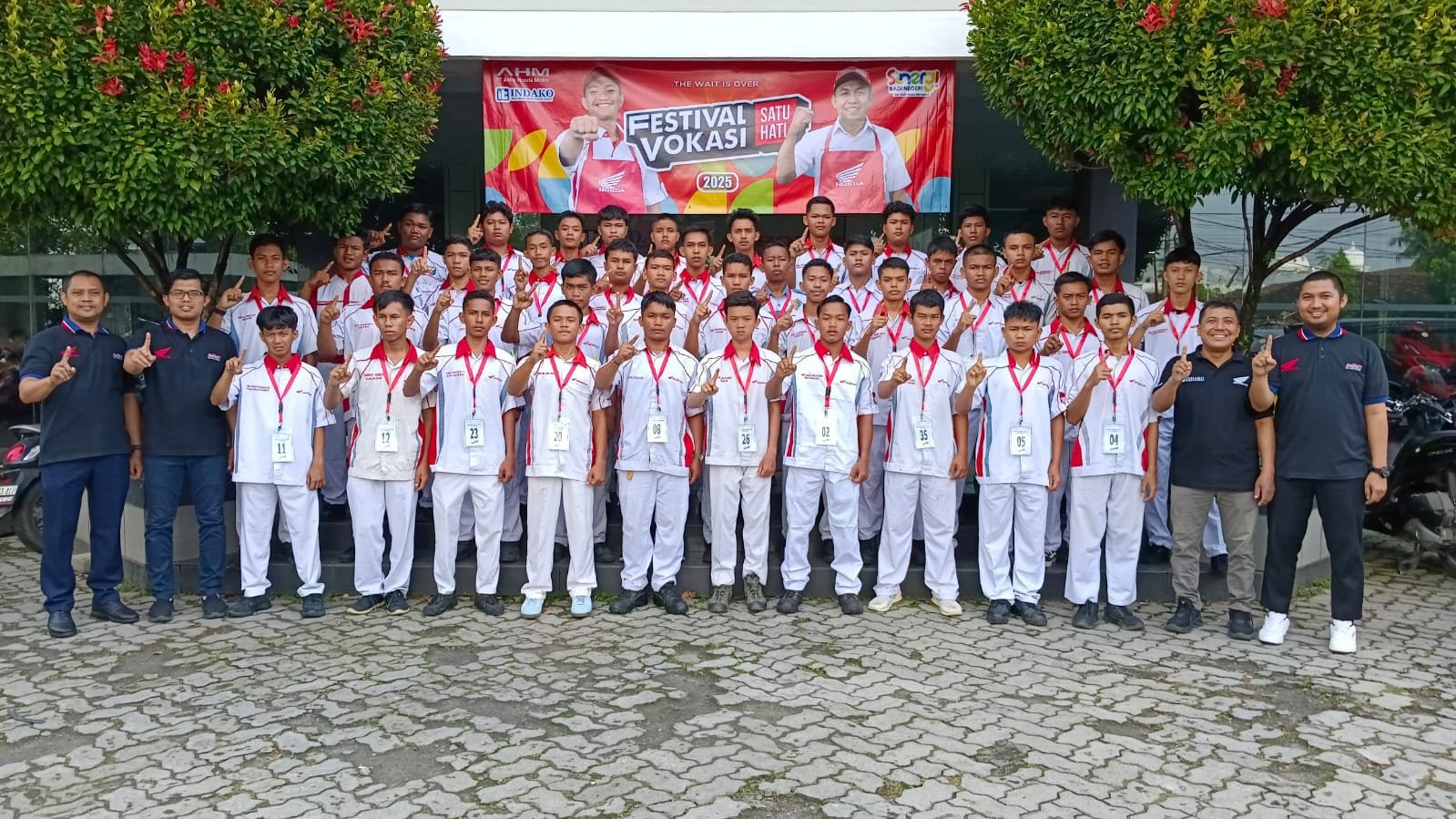 Partisipasi Siswa TBSM dalam Festival Vokasi Otomotif Sumatera Utara