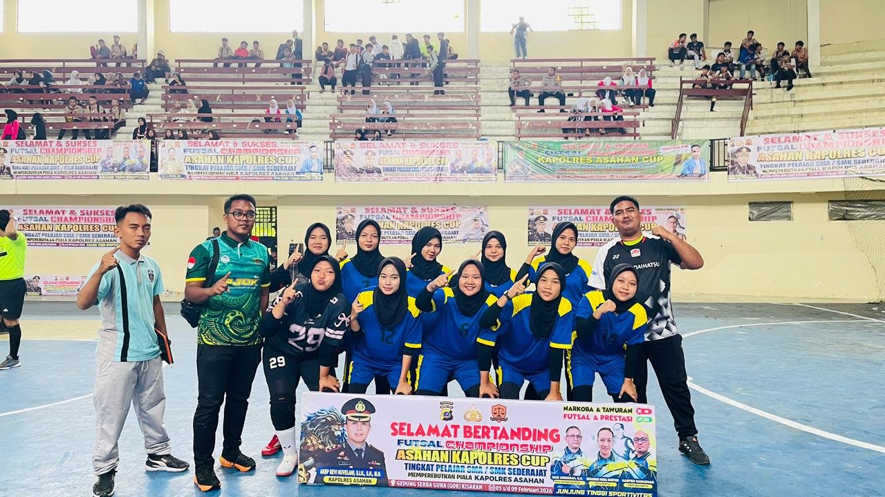 Tim Futsal Putri Berprestasi